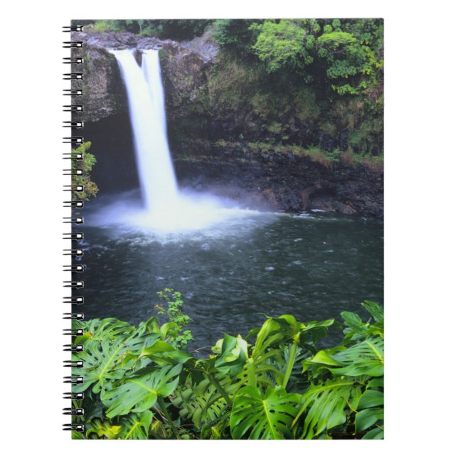 Hawaii, Big Island, Hilo, Rainbow Falls, Frodig Anteckningsbok Med Spiral (Framsidan)