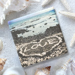 Hawaii Black sand lava strand kärlek hjärtkorall s Underlägg Sten<br><div class="desc">Slappna av och njut av skönheten hos den här pristine Big Island svarta sandstranden medan du slappna av med din favoritdryck på den här stenen underlägg en bild av ett "kärlek" hjärta som upptäcks på Hawaiianska kusten. Jag har tur som har sett hjärtat av korall sten när jag gick på...</div>