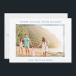 HAWAII PHOTO CHRISTMAS CARD | FAMILY BEACH PHOTO JULKORT<br><div class="desc">Varm Önskemål från HAWAII (eller din egen stat eller favoritsemester) - roligtens sätt att skicka hälsning till helgdagarna för havets älskare överallt! Detta underskattade, enkla och moderna havsblått och vitt temat vattenfärg ram är tropiskt och vismiskt och perfekt för en varm väderjul- eller semesterminnen. Lägg bara till fotot och titta...</div>