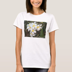 Hawaii, Plumeria, vita blommor på kvinnors T-Shirt