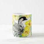 Hawaii State Bird and Flower Kaffemugg<br><div class="desc">Hawaii State Bird and Flower på en träbox. som är tryckt från en ursprunglig vattenfärg och bläck. Fågeln är nene goose. Blomman är hibiscus.</div>