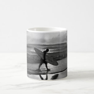 Hawaii Surfer Head Home, Black and White" Kaffemugg