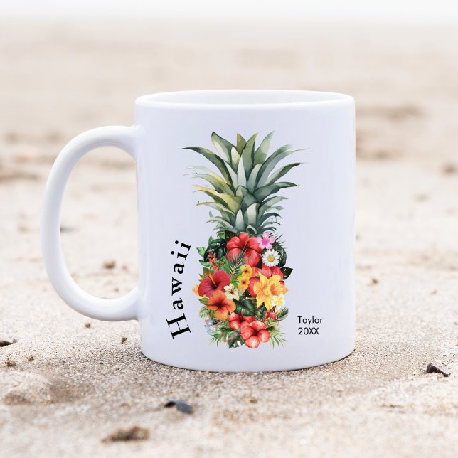 Hawaii Tropical Pineapple w/ Flowers, Family Namn Kaffemugg (Skapare uppladdad)