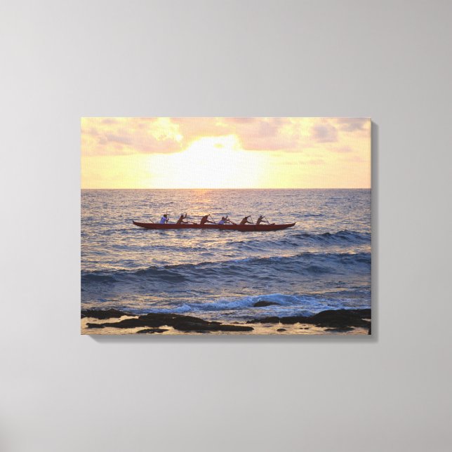 Hawaiian Outrigger Canoe vid Sunset Canvastryck (Framsida)