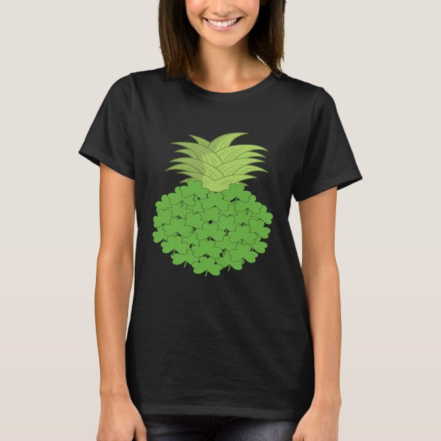 Hawaiian Pineapple Shamrocks St Patrick's Day  App T Shirt (Framsida)