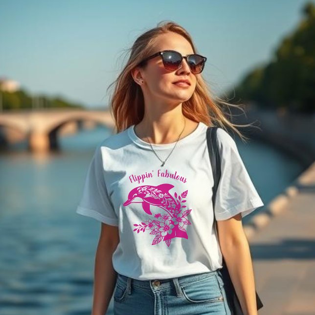 Hawaiisk delfinflippin’ Fabulous Rosa T Shirt (Hawaiian Dolphin Tropical Flowers, Fisherman Trending Fashion, Islander, Summer, Beach, Womens T )
