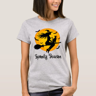 Häxa och svart katt flygande över fullmåne t shirt