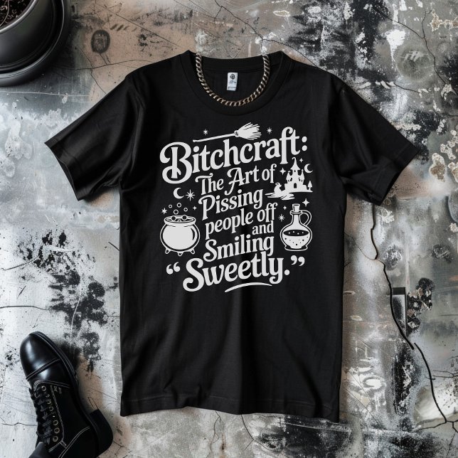Häxkonst Halloween Vit på Svart T Shirt (Skapare uppladdad)