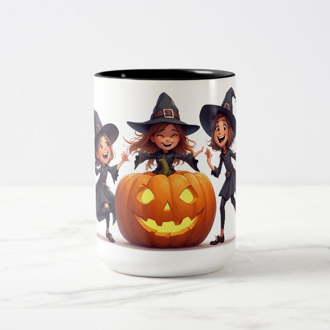 Häxor dansar vid Jack O Lantern 🎃 Två-Tonad Mugg (Center)