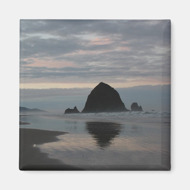 Haystack Sten vid Cannon Beach Magnet (Framsidan)