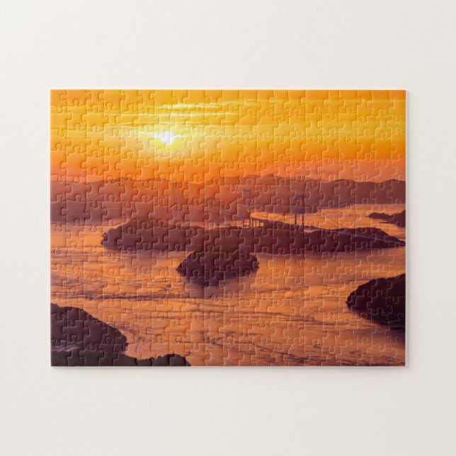 Hazy sunset on Kurushima Kaikyo Bridge and Kurushi Pussel (Horisontell)