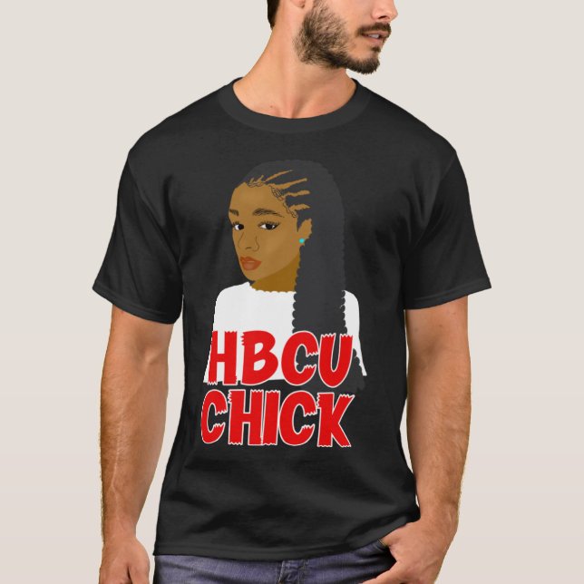 HBCU Chick Red and White Braids Grad eller Student T Shirt (Framsida)