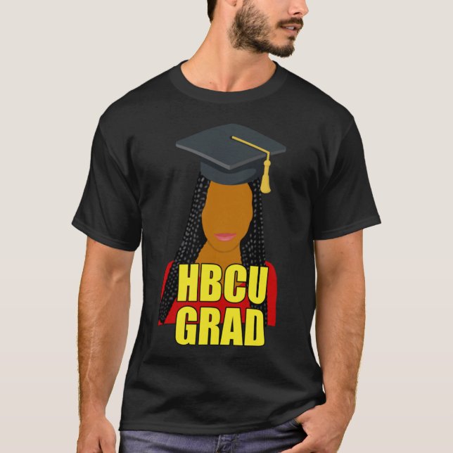HBCU Grad Black Woman med Braids Pullover Hoodie T Shirt (Framsida)