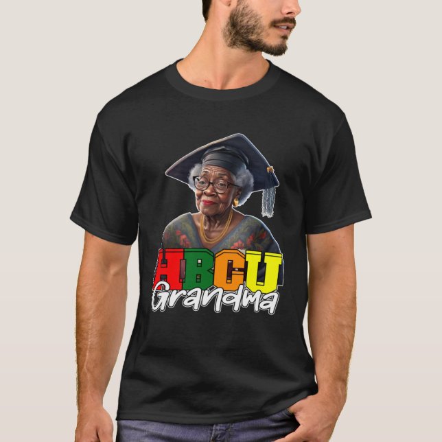 HBCU Grandma Black college Alumni Apparel For Wome T Shirt (Framsida)