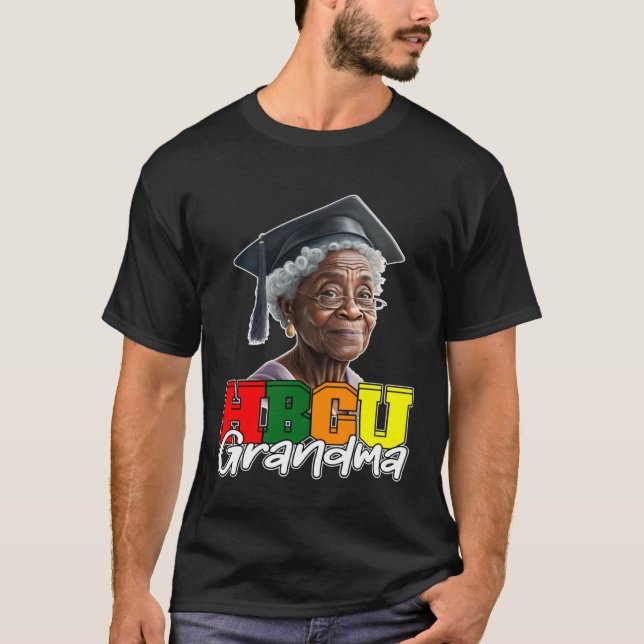 HBCU Grandma Historical Black college Apparel For  T Shirt (Framsida)