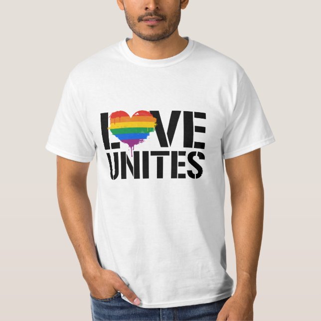 HBTQ-KÄRLEK ENAR T SHIRT (Framsida)