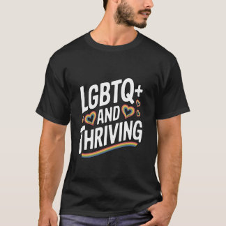 HBTQ+ och blomstrande hjärta regnbågsdesign T Shirt
