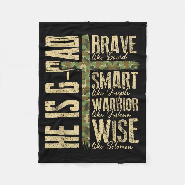 He Is G-dad Camo Religious Father's Day Christian  Fleecefilt (Framsidan)