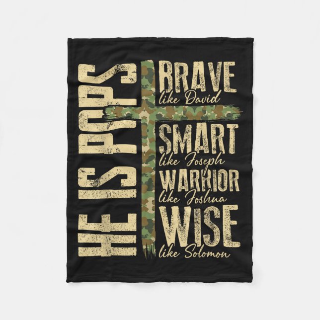 He Is Ps Camo Religious Father's Day Christian Dad Fleecefilt (Framsidan)