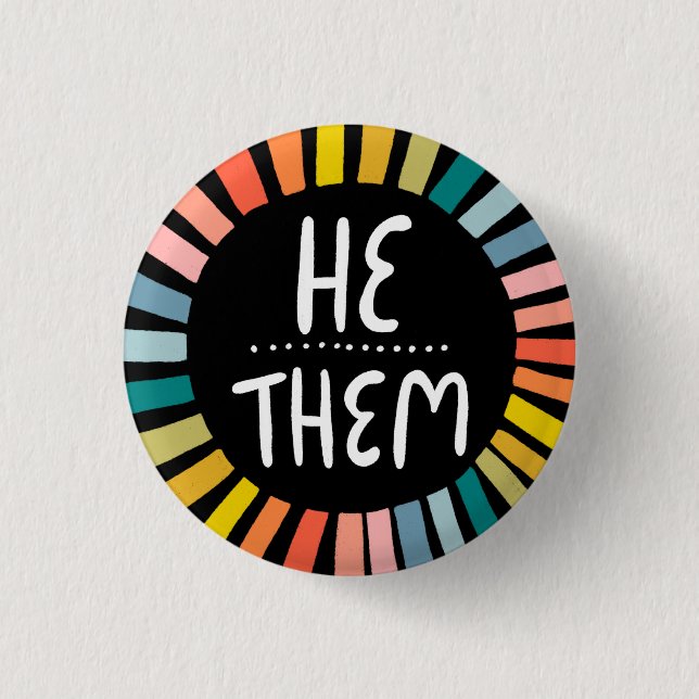 HE/THEM Pronouns Rainbow Handlettered Pride Knapp (Framsida)
