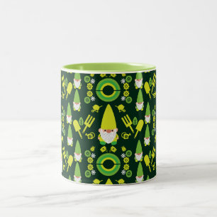 Head Garden Gnome Gardener Två-Tonad Mugg