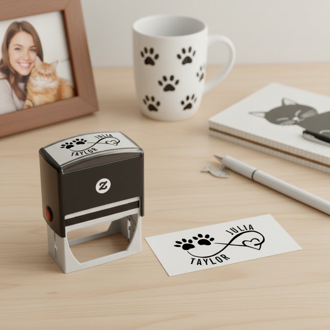 Heart and Paws Name Stamp for a Dog Lover Självfärgande Stämpel (Show your infinite love for pets with every imprint of this signature stamp 🐾❤️)