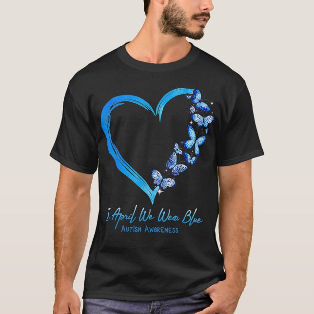 Heart Butterfly I april Bäror vi Blue 40-årsfödsel T Shirt (Framsida)