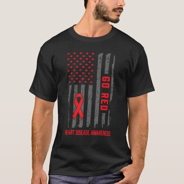 Heart Disease American Flag Go Red Heart Disease A T Shirt (Framsida)