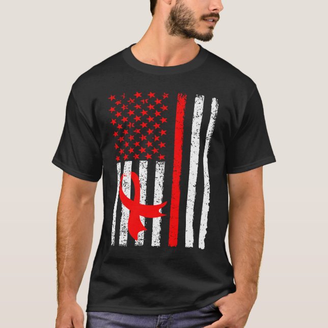 Heart Disease Awareness Red Ribbon American Flag U T Shirt (Framsida)