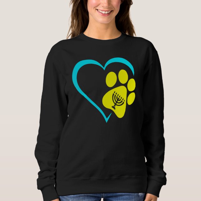 Heart Dog Paw Print Menorah Hanukkah Chanukah Jewi T Shirt (Framsida)