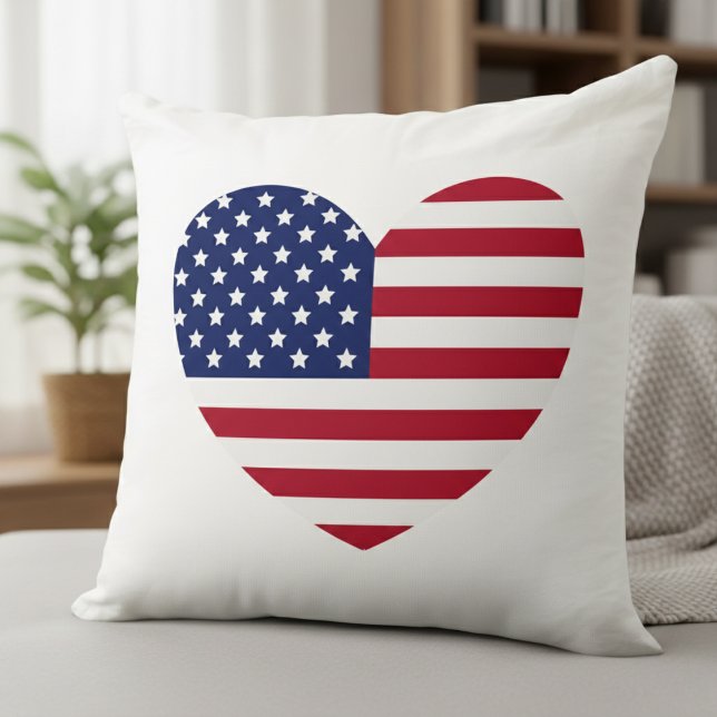 Heart Flagga USA Pillow Kudde (Show the love for the red, white, and blue.)