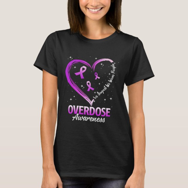 Heart In August We Wear Purple Overdose Awareness  T Shirt (Framsida)