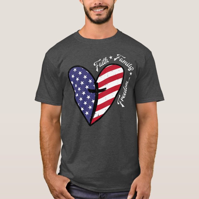 Heart Kor Faith Fjärde juli Patriotic T Shirt (Framsida)