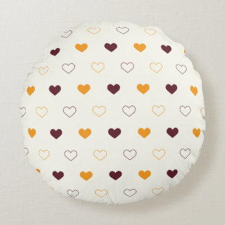 Heart Pattern with Orange & Brown Hearts Rund Kudde