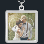 Heart Ram Monogrammed Photo Silverpläterat Halsband<br><div class="desc">Elegant och perfekt för enkel fotodesign i personligen för mors dag,  som bröllop- eller jubileumsgåva,  studenten-gåva osv.</div>