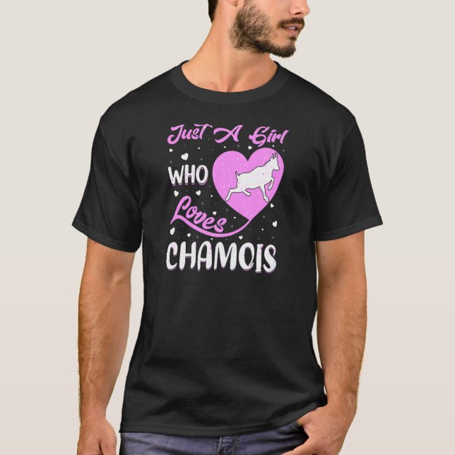 Heart Shape Chamois, en flicka som Kärlek Chamois T Shirt (Framsida)