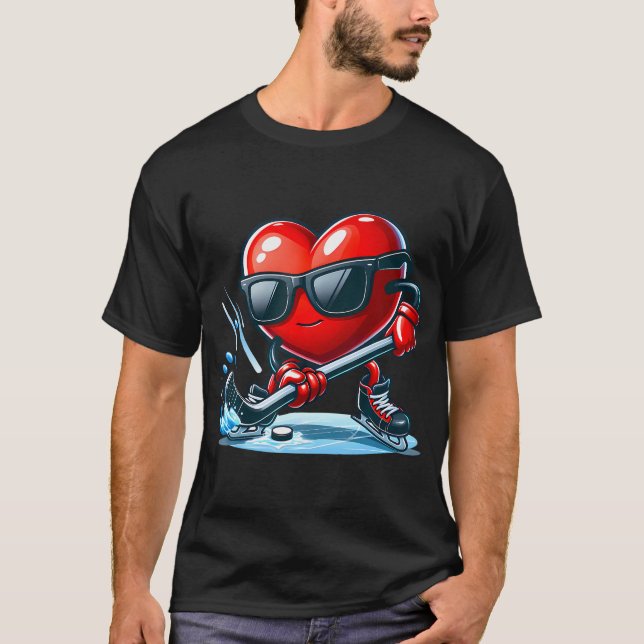 Heart Showing Hockey Skills Valentines day Manar W T Shirt (Framsida)