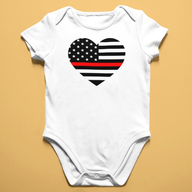 Heart Support Firefighter Flagga Tee (Skapare uppladdad)
