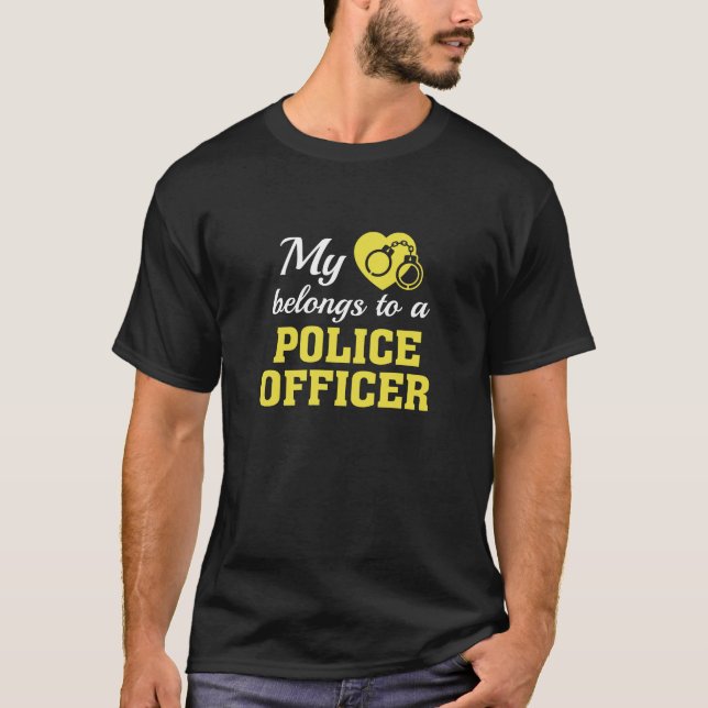 Heart Tillhörs polis T Shirt (Framsida)