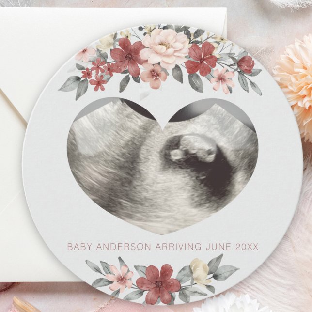 Heart Ultrasound Photo Gravid annonscertifikat Inbjudningar (heart ultrasound sonogram pregnancy announcement card with watercolor floral frame. round card)