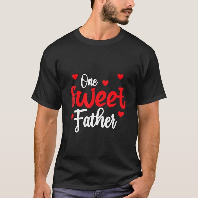 Heart Valentines Day Shirt For Father Matching Fam T Shirt (Framsida)