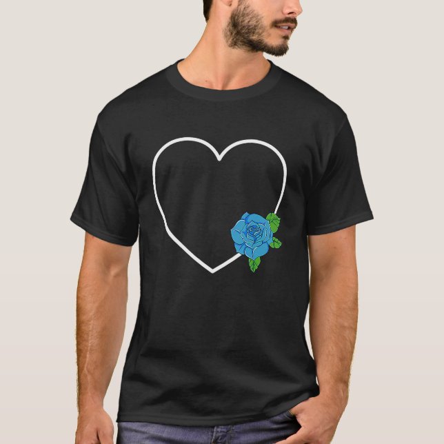 Heart with Blue Flower Rose T Shirt (Framsida)