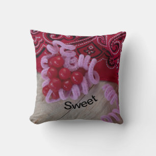 Hearts & Bandana in red Söt kandy land Kudde