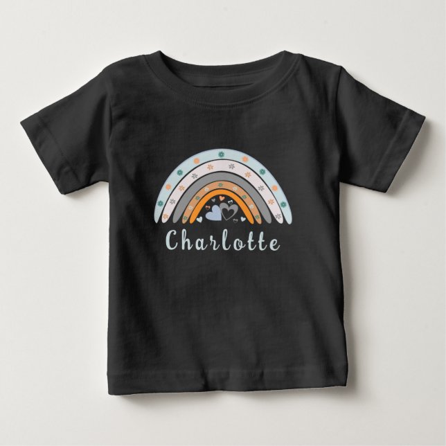 Hearts Boho Rainbow med Personlig Namn T Shirt (Framsida)