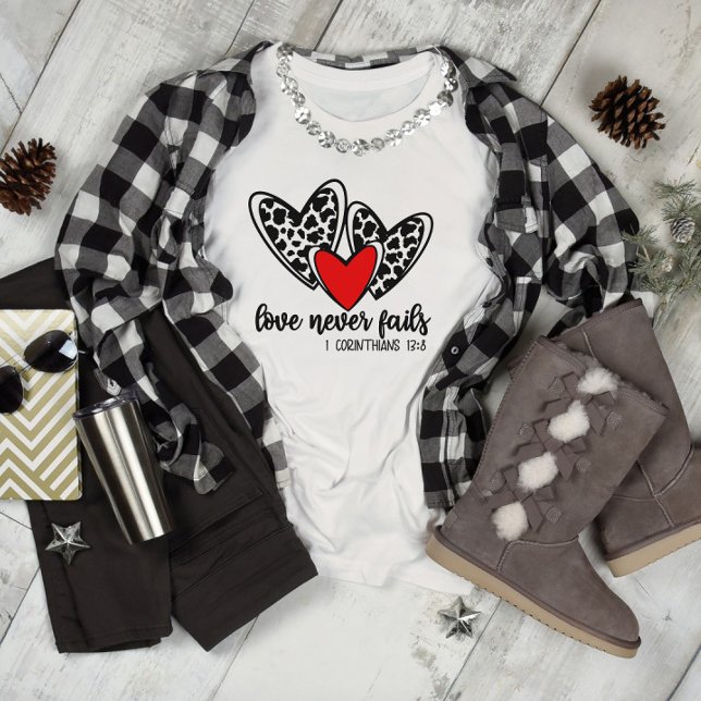 Hearts Kärlek Misslyckas aldrig T Shirt (Skapare uppladdad)