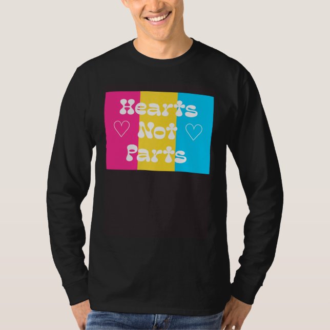 Hearts Not Parts  Gay Pride lgbtq+ T Shirt (Framsida)