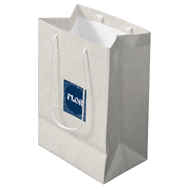 Heaven Ivory Florist Gift Bag (Framsidan Vinklad)