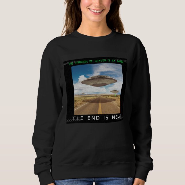 Hebrew Israelite Clothing UFO The end is near T Shirt (Framsida)
