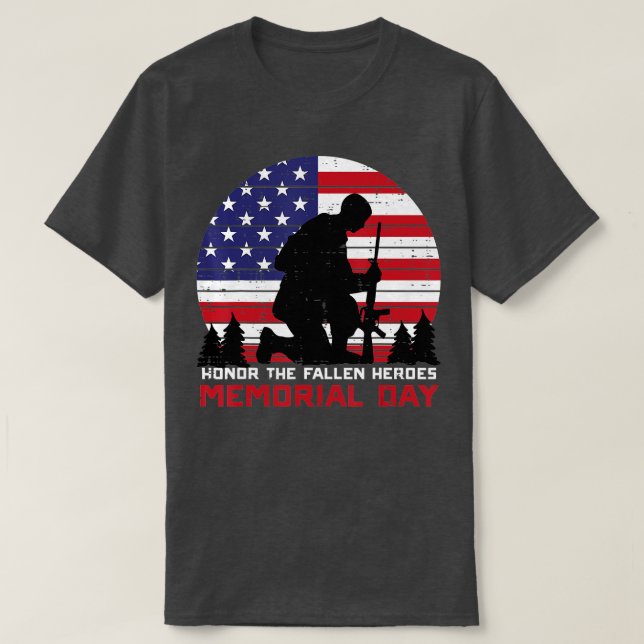 Heder Fallen Heroes Memorial Day US Flagga Manar W T Shirt (Design framsida)