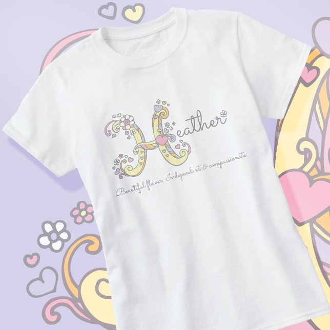 Hederflickor namn dekorativ anpassningsbar t shirt (Skapare uppladdad)